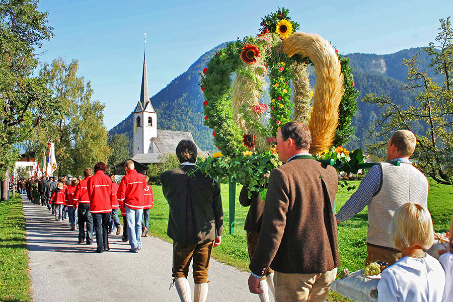 Erntedank Umzug in St. Martin bei Lofer