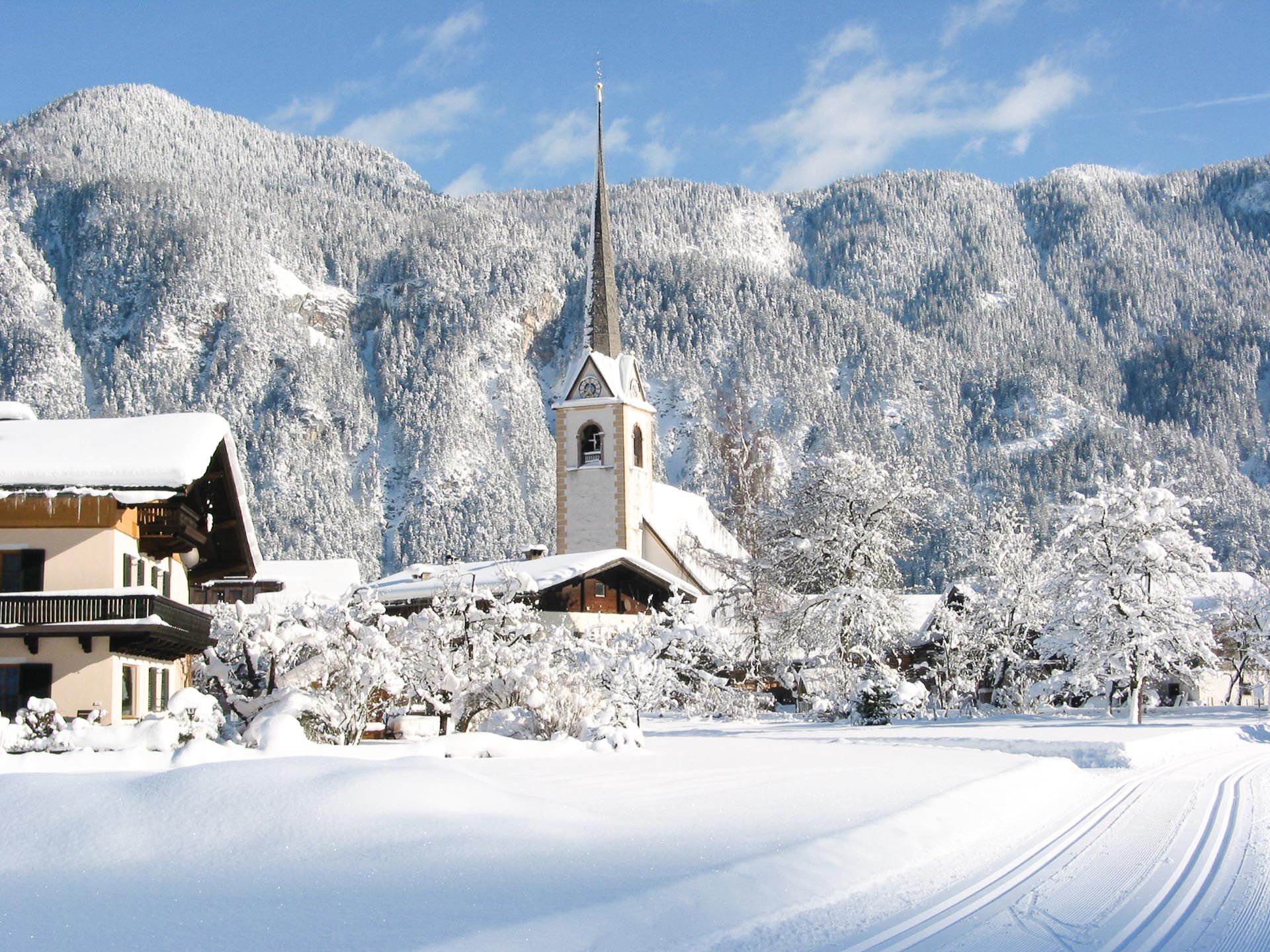 Pfarrkirche im Winter